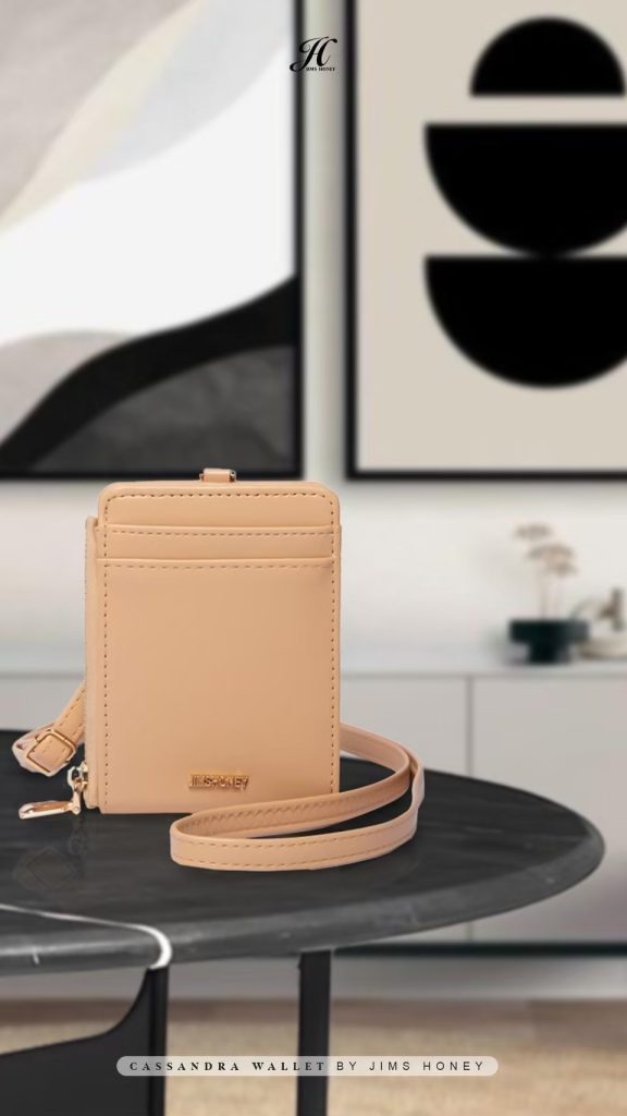 outfit ngantor casual pakai lanyard cassandra wallet