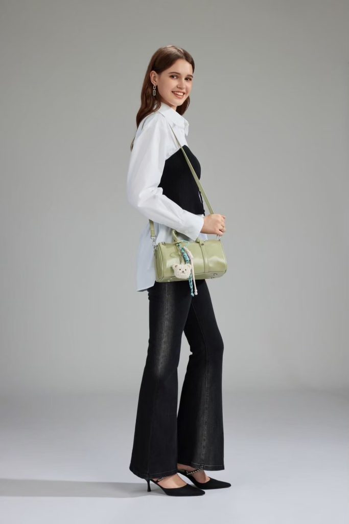 ootd liburan ke jepang pakai inka bag