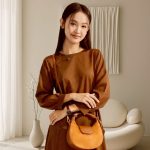 Outfit Simple tapi Manis Pakai Naya Bag